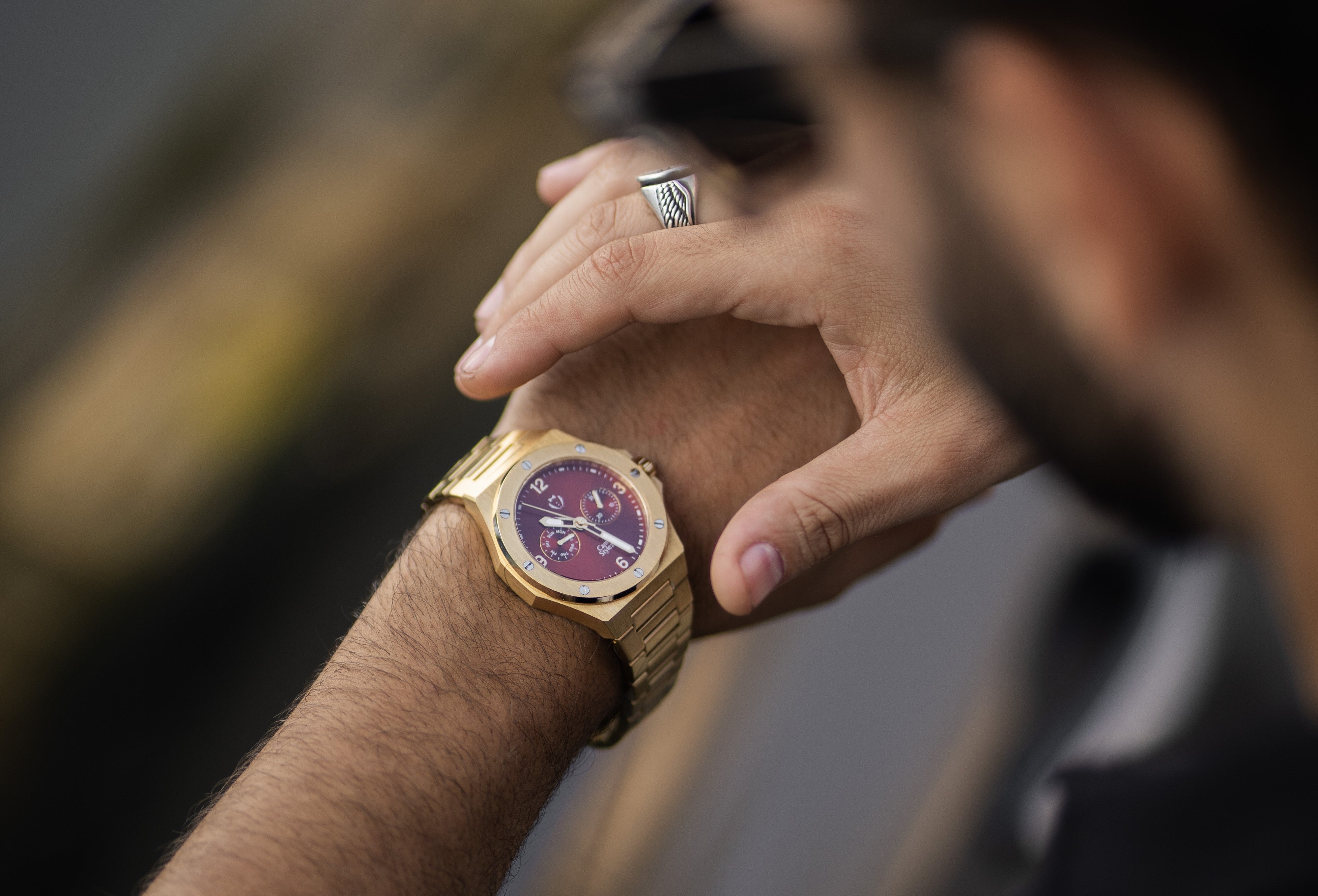 Red and gold men's chronograph modern watches